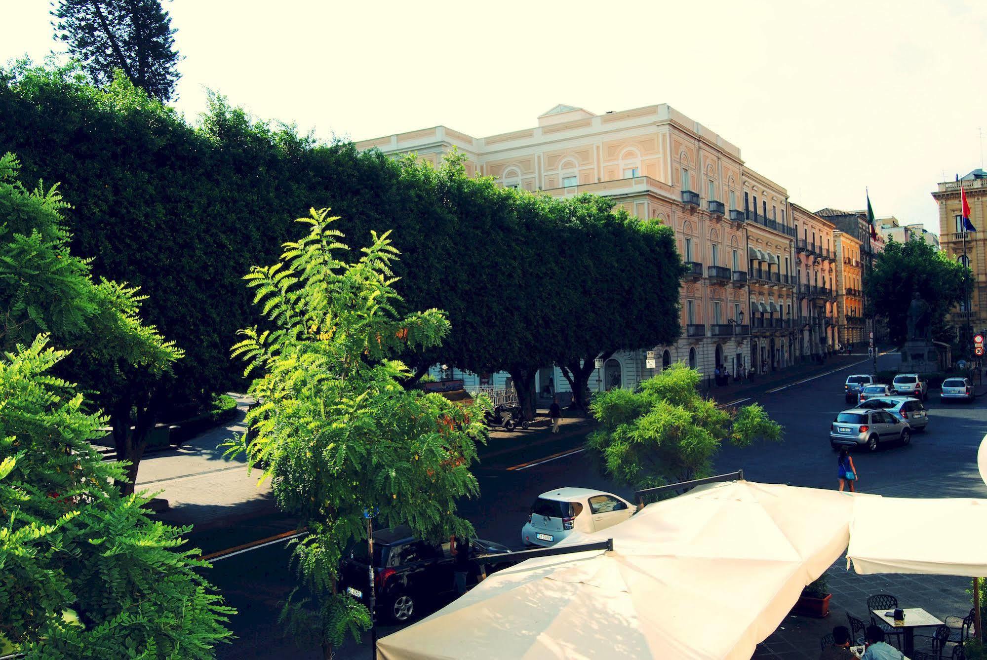 B&B Massimo Centro CTA Exterior foto